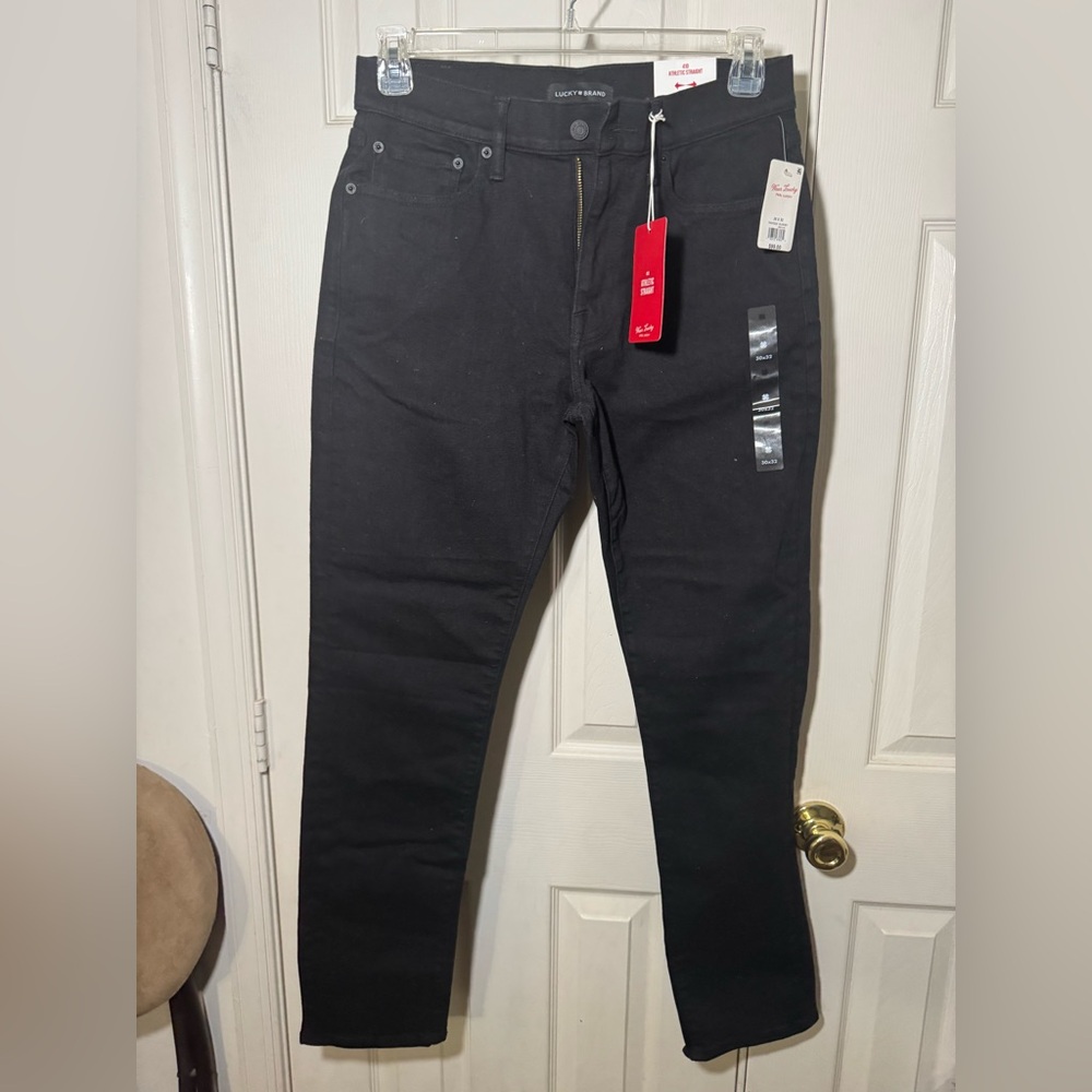 Men’s Lucky Brand black jeans 410 Athletic Straight leg size 30x32
